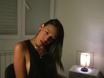 Skinny Asian cam girl Celinegf | 22 yrs live in HD