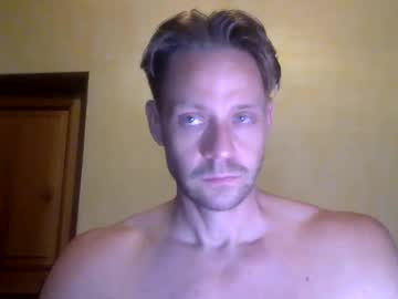 Muscle cam star Chadcoder, 28 yrs