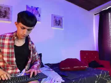 Live twink cam Charly_nom, age 18 yrs nude and streaming