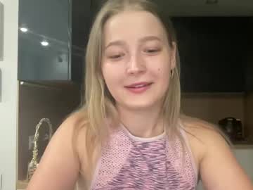Charmingsarahh, 23 years old, dance and tease in sexy lingerie #tease #dance #sexy #blonde #new [381 tokens left], webcam photo