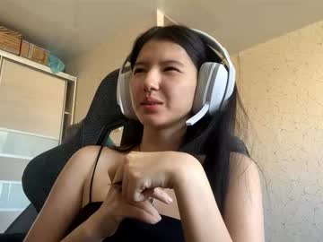 Live cam performer Chasidychannel streaming now