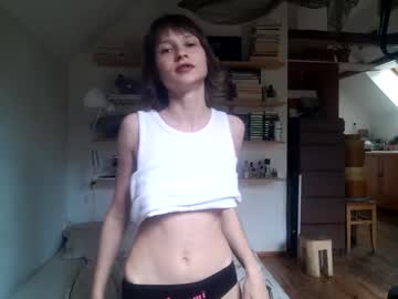 Live cam performer Chaturbatable streaming now
