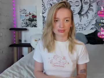 Cherry_yamm, 18 years old, day off #new #student #18 #lovense #shy [3000 tokens remaining], webcam photo