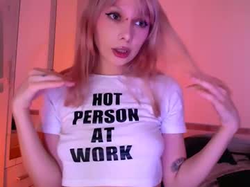 Cherrybite_, Hi, I'm back on chaturbate :3 #young #cute #smalltits #footjob #blonde - Goal: flash boobs [28 tokens left], webcam photo