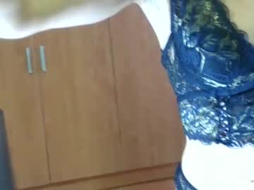 Squirting cam girl Cheyennel age 36 yrs live now