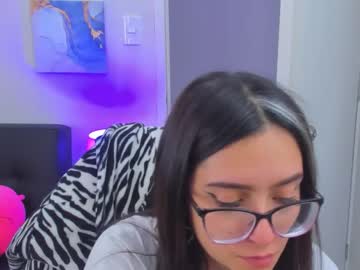 Chloe_walk_, 26 years old, sexy dance whit Little clothes #bigass #lovense #dildo #latina #young [91 tokens left], webcam photo