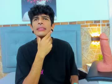 Chris_newman, 22 years old, Get Naked [40 tokens left] #latin #new #bigcock #cum #bbc, webcam photo