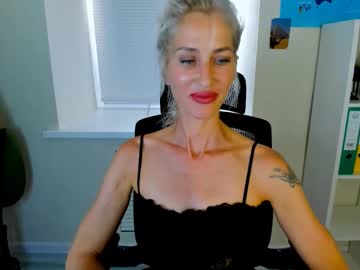 Muscle cam star Cindy_lady, 42 yrs