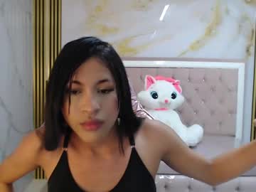TS cam model Clara_evans_s live now