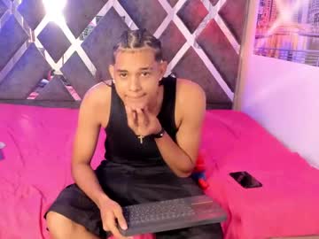 Clarent_brown, 19 years old, Hello, welcome to my Room. SHOW CUM!! #twink #latino #findom #new #young [995 tokens remaining], webcam photo