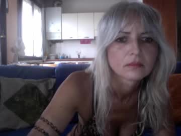 Claudia_with_love, 48 years old, Open in PVT - Show you boobs [96 tokens left] #milf #mature #new #italian #skinny, webcam photo