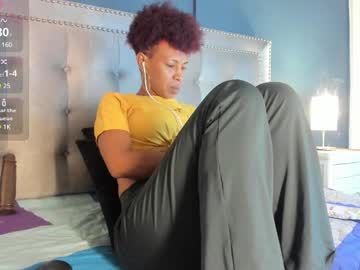 Squirting cam girl Claudyowen age 58 yrs live now