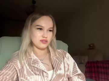 Cloudy_princess, 18 years old, Goal: My eyes close to cam , Hi, I`m Chloe, and I`m #new here, so #shy to be here ? #teen #young #18 [5 tokens remaining], webcam photo