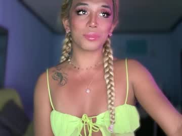 Skinny Asian cam girl Cockprincess_dianna | 23 yrs live in HD