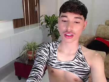 Live twink cam Coddy_doll, age 19 yrs nude and streaming