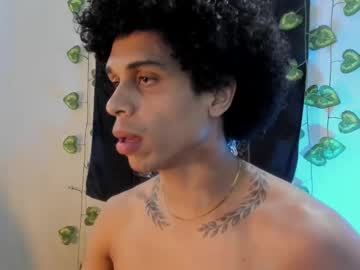 Cookedcock big cock cam stud 25 yrs streaming live