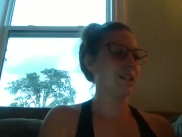 Creamymilfcookies • milf • Canada • public