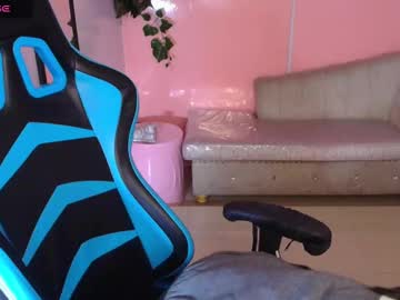 Cristal1_ch, 21 years old, Flash tits ? [49 tokens left] “¿Vienes a jugar o solo a mirar? Yo prefiero tocar…” #new #feet #natural #latina #ebony, webcam photo