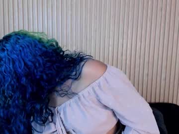 Cristal_raven_, 24 years old, GOAL: Sexy Dance ? [200 tokens remaining] Welcome to my room! #feet #c2c #squirt # #new #latina, webcam photo