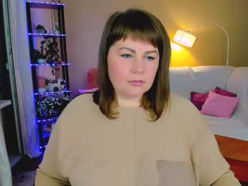 Live Milf Crystaalstaar - Hot Milf Cams