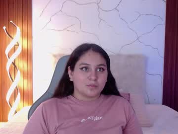 Crystal_curvy3, 22 years old, Hello love I'm new here I hope to meet us well ??? // GOAL: Striptease [38 tokens left] #curvy #new #bigass #shy #smalltits, webcam photo