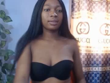 Cumebony_petit, 18 years old, get me naked [500 tokens left] #ebony #slave #18 #new #squirt, webcam photo