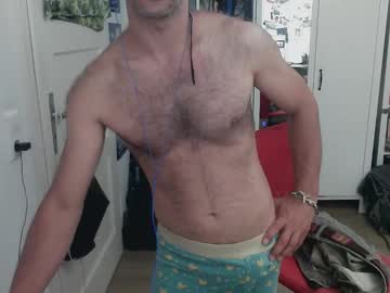Hairy cam model Cumshow_x, 43 yrs live now