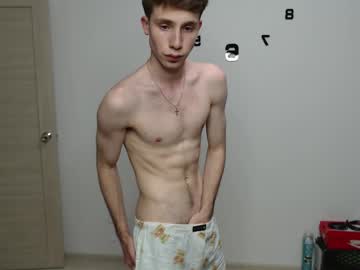 Cute_brian, 20 years old, Naked and jerk off  #cum #ass #hair #young #bigcock [450 tokens remaining], webcam photo