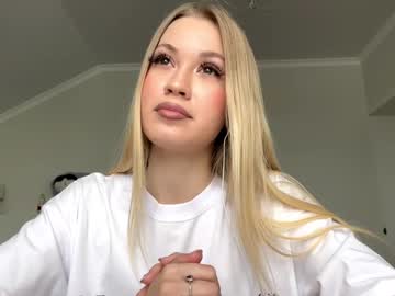 Cutie_muse, 18 years old, GOAL:Jump 5 times) Welcome to my first day! #new #18 #bigboobs #teen #young [35 tokens remaining], webcam photo