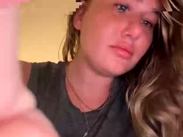 Squirting cam girl Cutiepie0jenna age 28 yrs live now