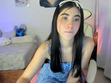 Cyber_lizz, view of tits [88 tokens left] ?? I'm good girl #18  #latina   #smalltits #shy #daddy, webcam photo