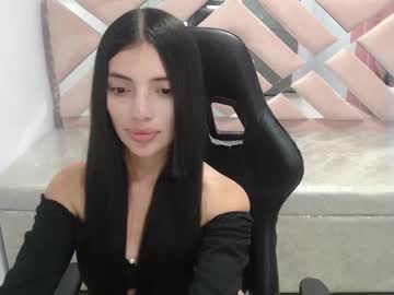 Cynthia_ch, 19 years old, I'm new, you will show me today "My show starts with pleasure ... and ends in madness ?" #18 #new #ass #petite #teen, webcam photo