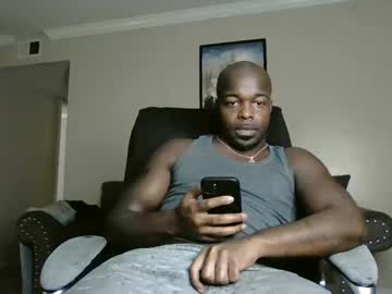 Catch me live as Daddybbc52, age 33 yrs in premium male cam shows
