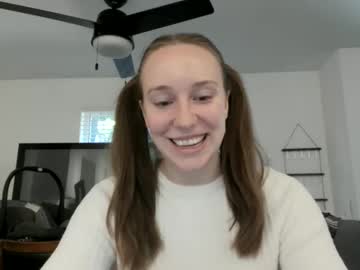 Live Milf Daddysssgoodgirl, 21 yrs - Hot Milf Cams