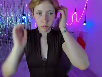 Daisy_wane, 18 years old, Hi everybody! let's chat :) #new #nonude #braces #redhead #18 [985 tokens remaining], webcam photo