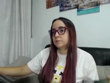 Squirting cam girl Dakota_hot03 age 20 yrs live now