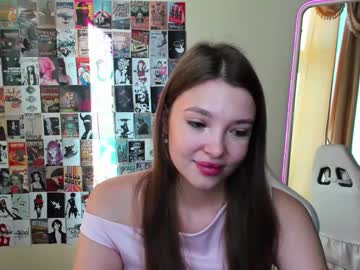 Dana_aallen_, GOAL: Sexy Dance [300 tokens remaining] Welcome to my room! #young  #new  #nonude  #skinny #shy, webcam photo
