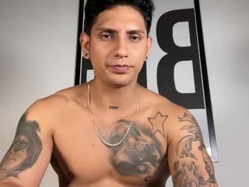 Muscle cam star Dante_dos, 25 yrs