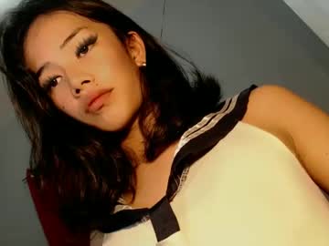 Skinny Asian cam girl Darcydanae live in HD