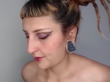 Hairy cam model Dark_isis, 27 yrs live now
