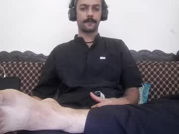 Hairy cam model darkbud03 (hairy,  horny,  uncut,  indian) streaming live in HD