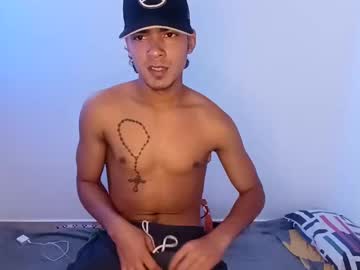 Live Male Performer darwinsaldarriaga13 – profile photo, streaming now