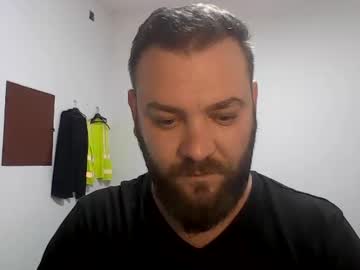 Catch me live as Daviddavid212121 in premium male cam shows