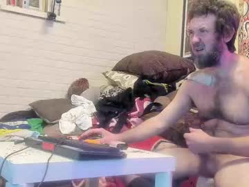 Hairy cam model Deeznutz343 live now