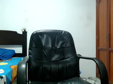 Dei_v_48 big cock cam stud 21 yrs streaming live