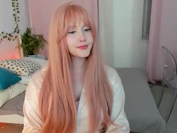 Delilahtaylor, 18 years old, Hi, my first day here today, please support me and be polite - Goal: hello! kisses + hearts [28 tokens left] #new #18 #skinny #shy #nonude, webcam photo