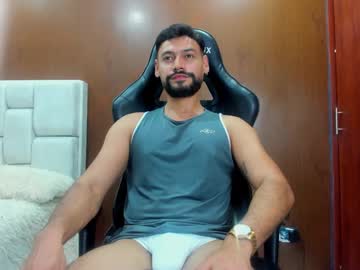 Derrybigger_cm • hugecock • BIGCOCK LAND! • private