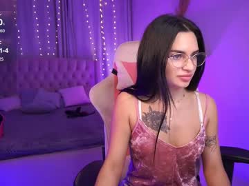 Desirekira, 25 years old, MY 2ND STREAM EVER! #new #nonude #young #bigass #latina -- Current Goal: Blowjob with Banana and Cream at 555 tokens, webcam photo