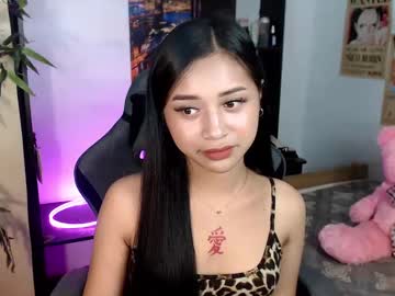 Skinny Asian cam girl Devine_goddessx | 19 yrs live in HD