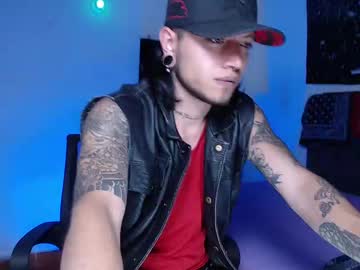 BDSM Master Dicaprioo_ 25 yrs live domination webcam
